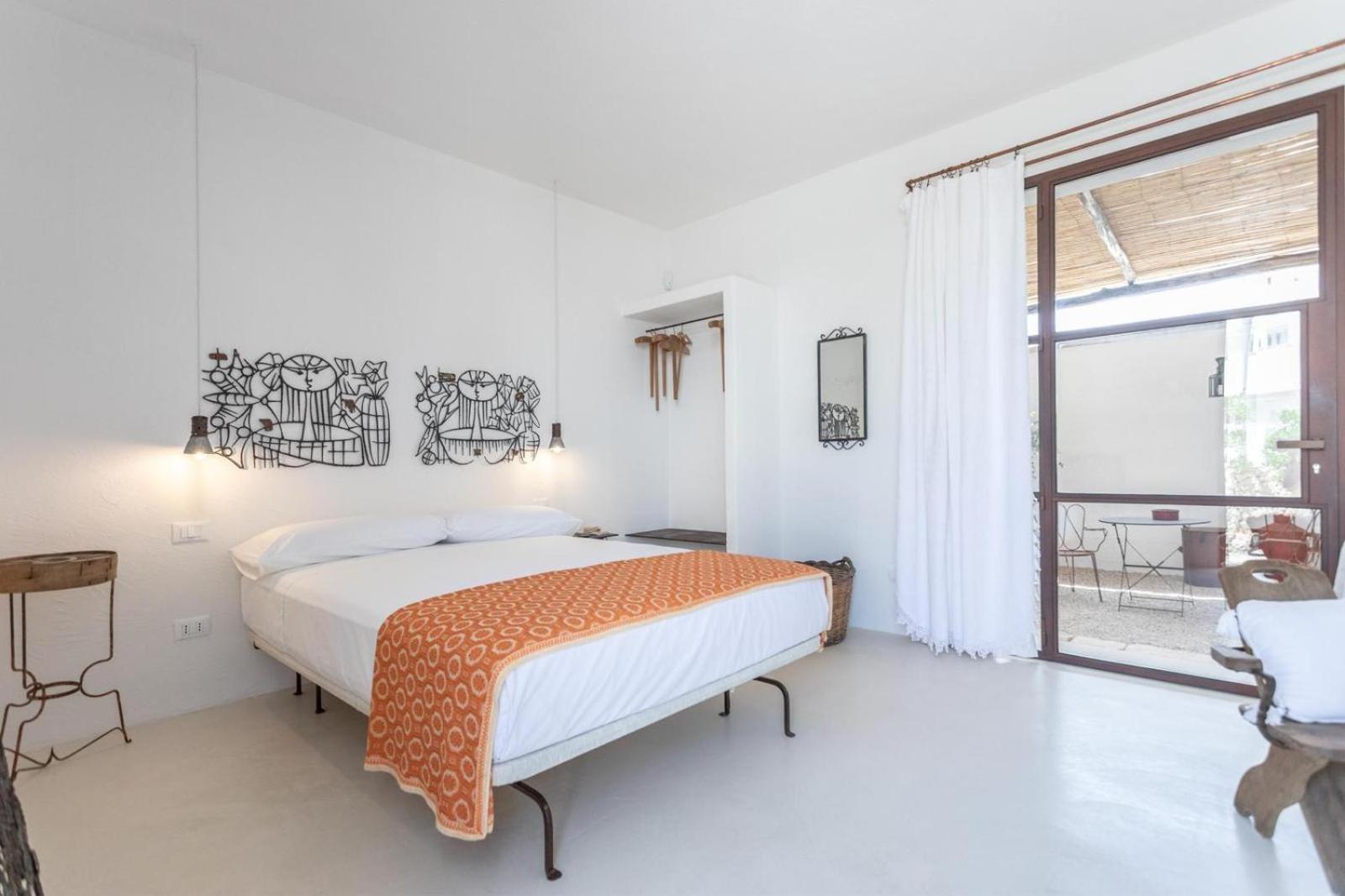 Trullo Santovia Bed & Breakfast ซันตีซิโดโร ภายนอก รูปภาพ