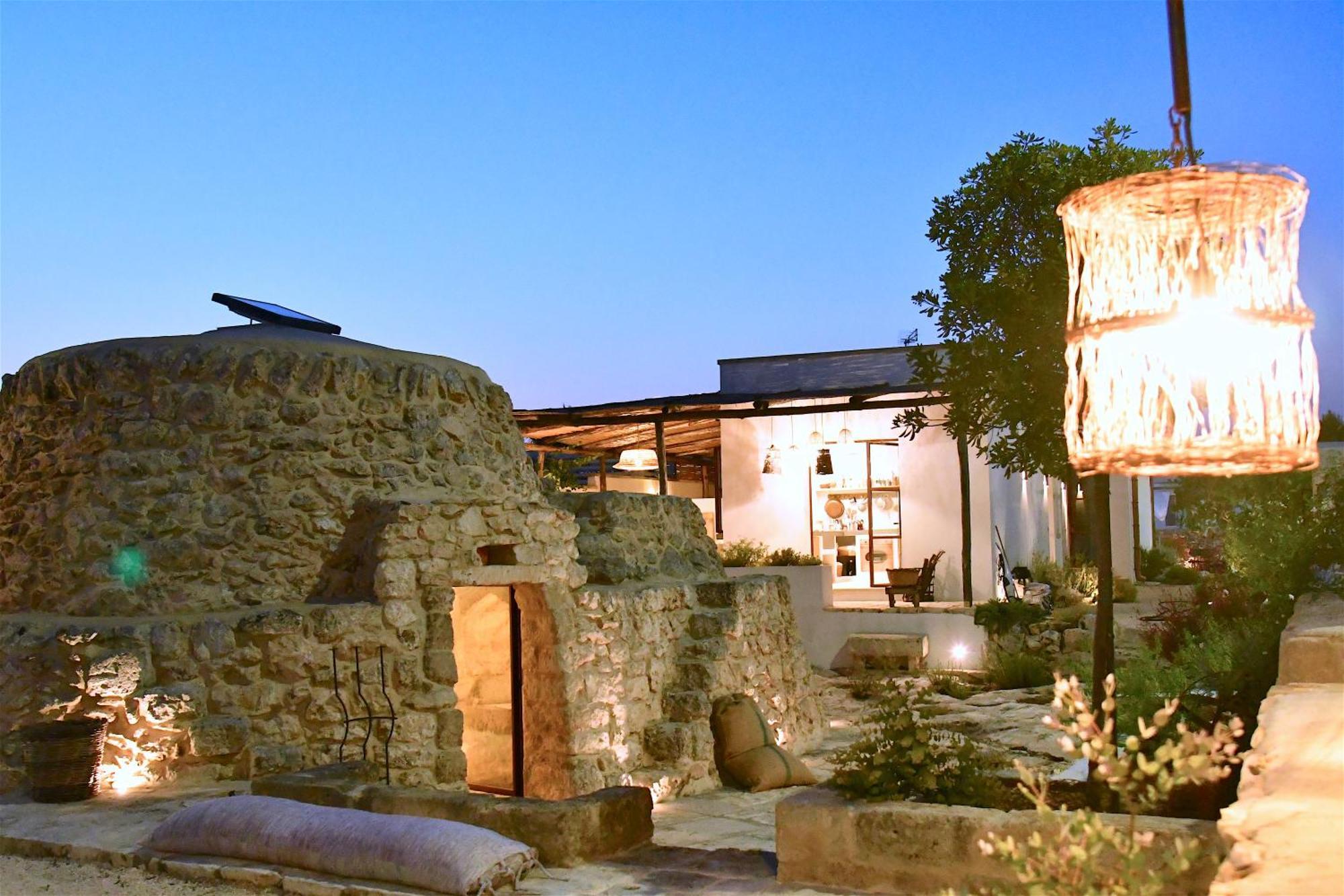 Trullo Santovia Bed & Breakfast ซันตีซิโดโร ภายนอก รูปภาพ